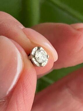 4-prong White Gold Head (setting) for Solitaire Ring Setting with Diamond